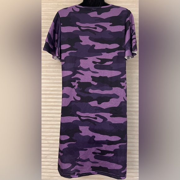 Purple CAMO T-SHIRT DRESS with FLUTTER SLEEVES size SMALL - Picture 6 of 10